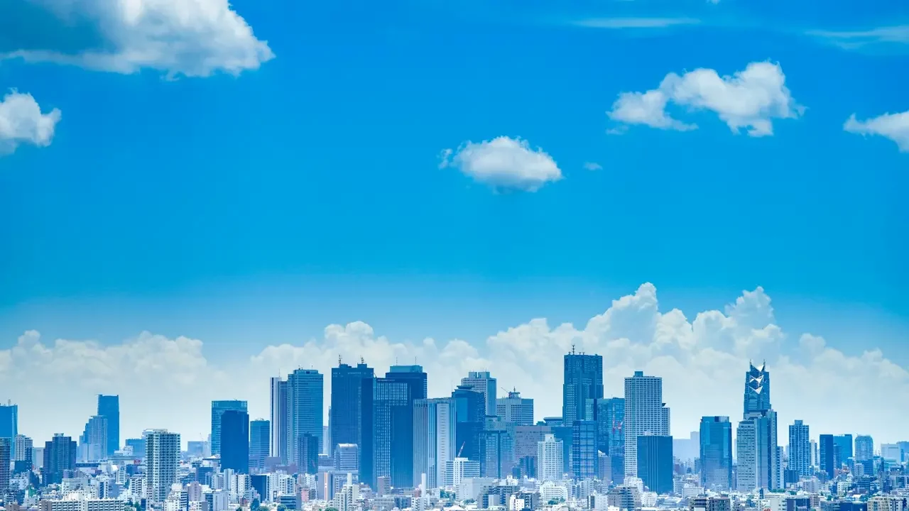 photo-of-city-building Photo of city building during Tokyo's summer. Illustrates the meeting of the parents of Toshio.